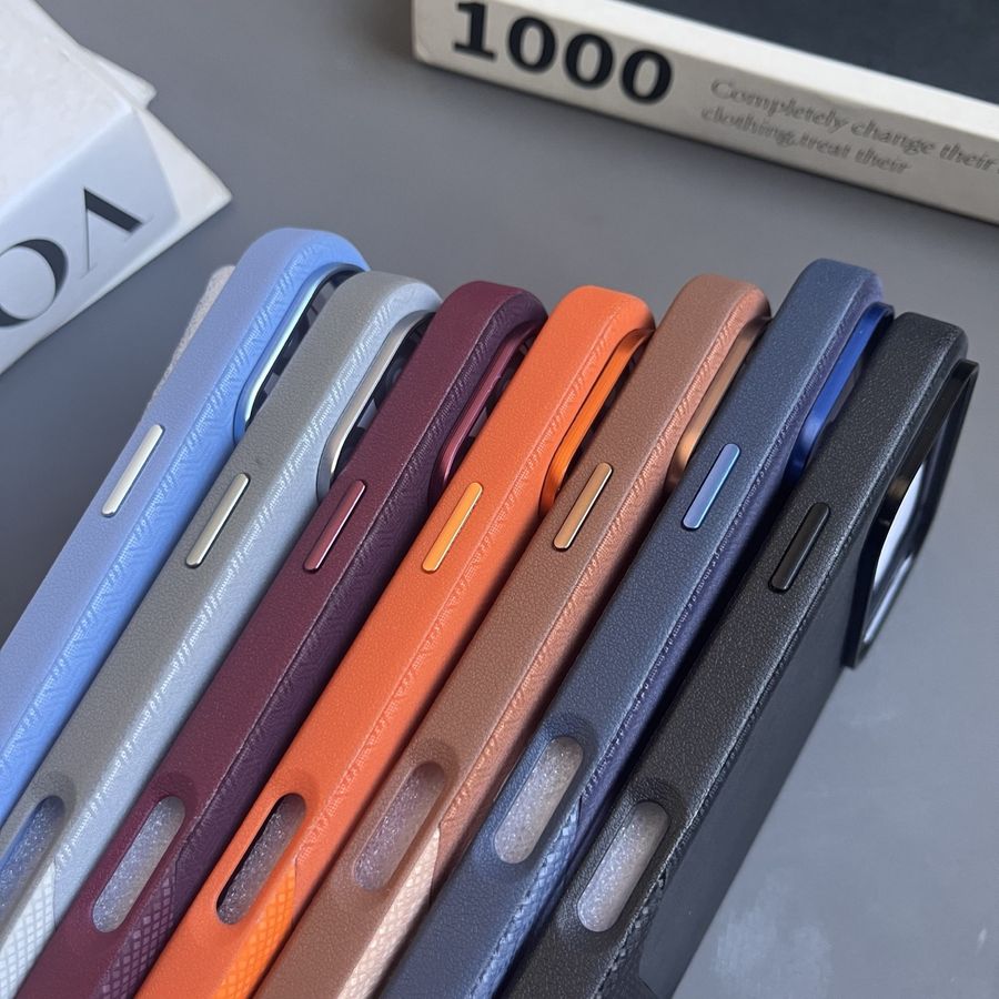 Leather case in dark colourway