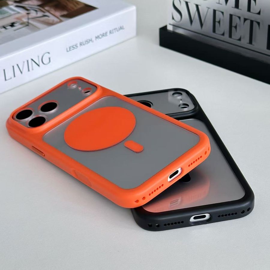 Gradient printed magnetic case